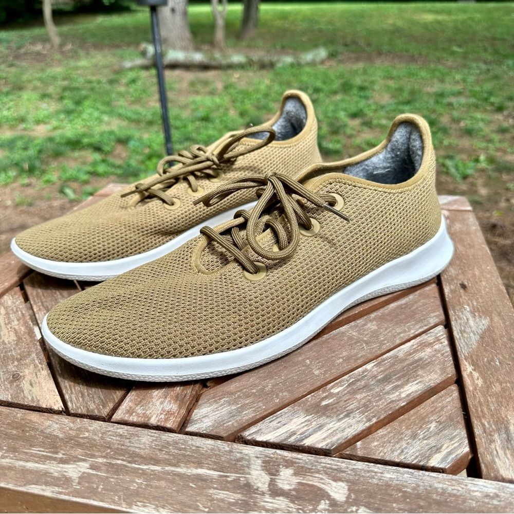 Mens Allbirds Tree Runners Bronze Golden Sneakers